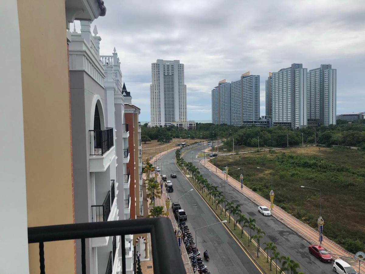 Espana Condo Resort Pattaya Evt Jomtien Beach Buitenkant foto